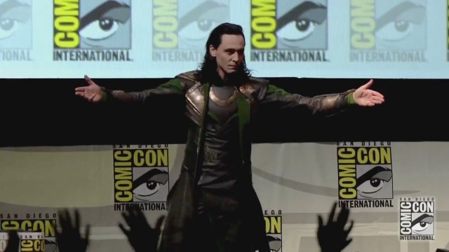 Comic Con – Tom Hiddleston Loki Canlı